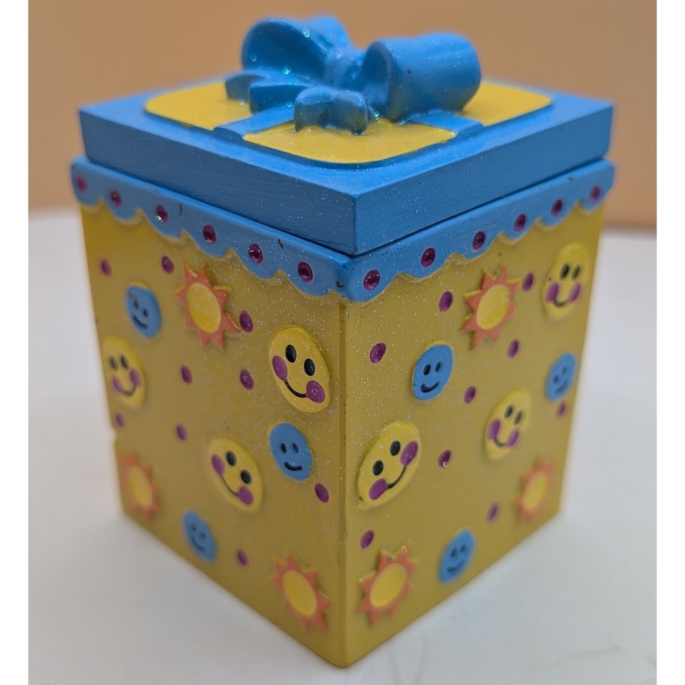 Vintage Claire's #3 Trinket Jewelry Box Keep Smiling 2004 VTG